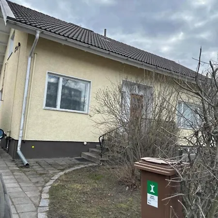 Kotimajoitukset Guest Near